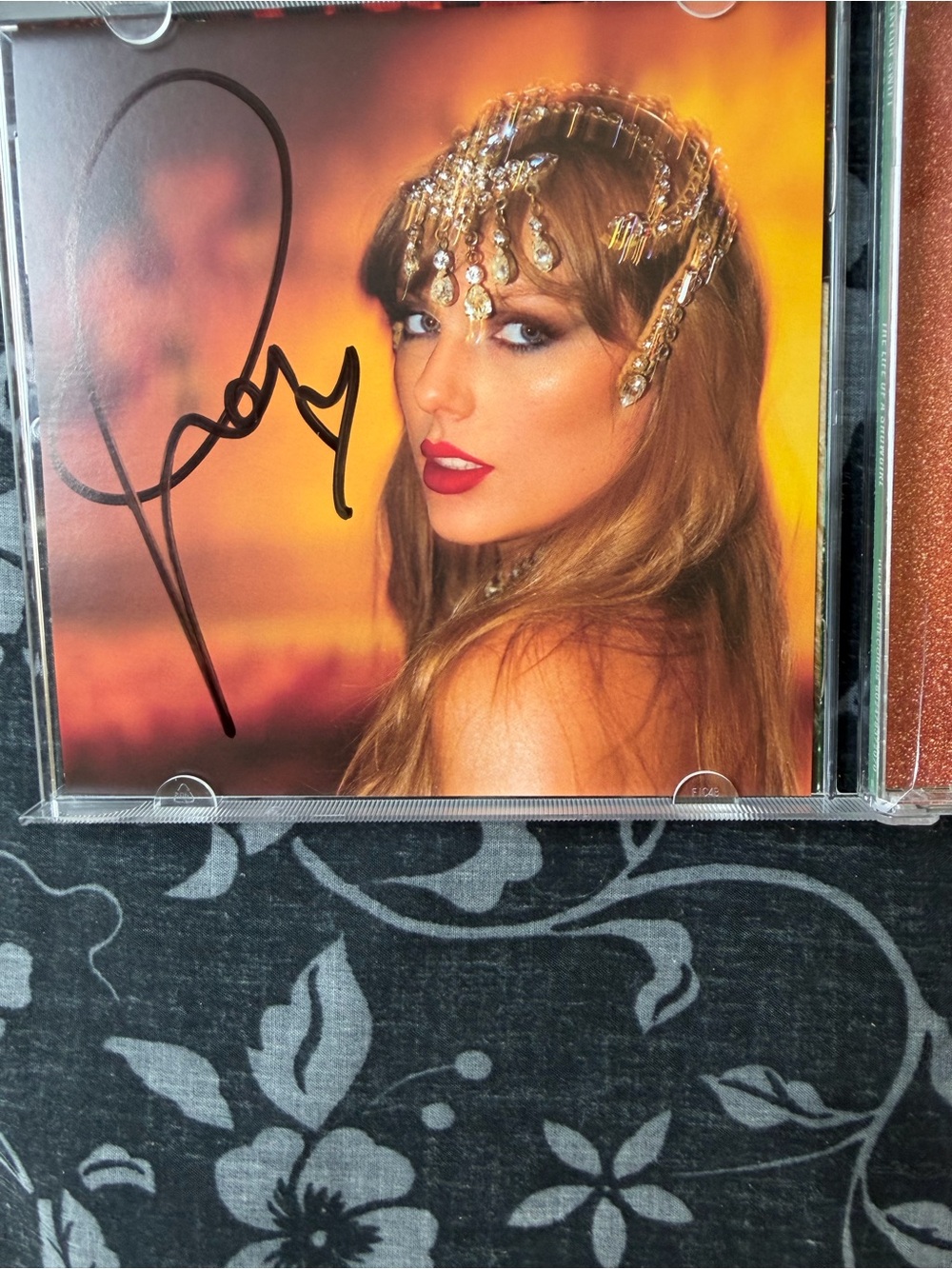 Taylor Swift Signed The Life of a Showgirl album